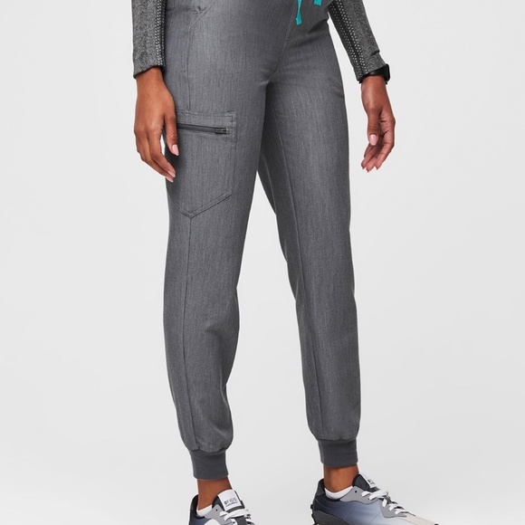 Women's Figs High Waisted Zamora Jogger Scrub Pant in Hydrogen Green - Picture 7 of 12